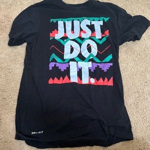 Nike short sleeve